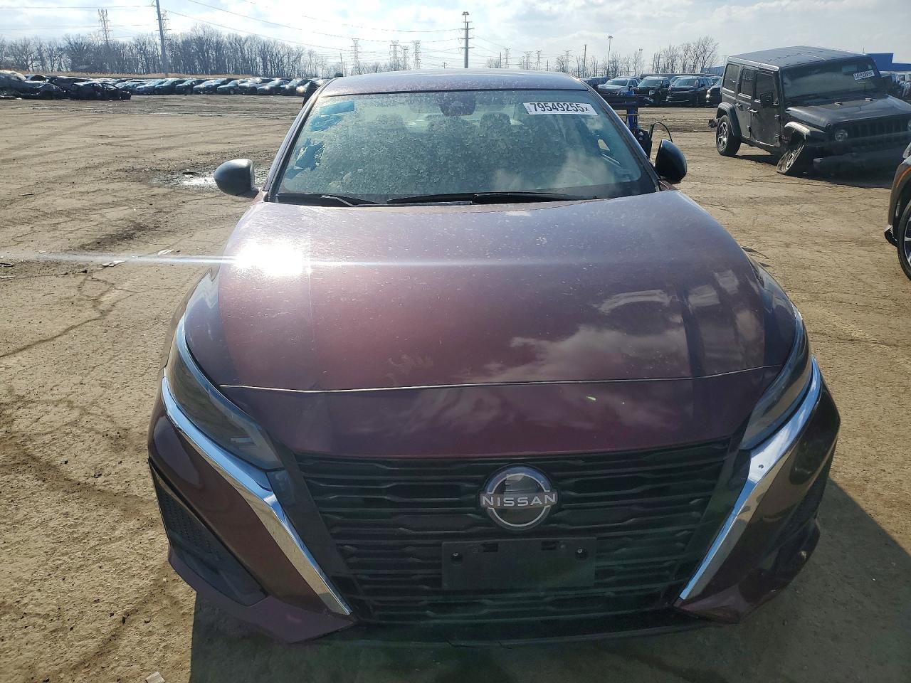 2025 Nissan Altima 2.5 Sv - zdjęcie 5