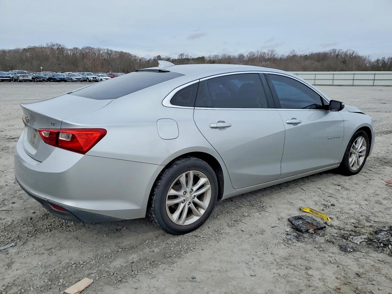 2017 Chevrolet Malibu Lt - zdjęcie 3
