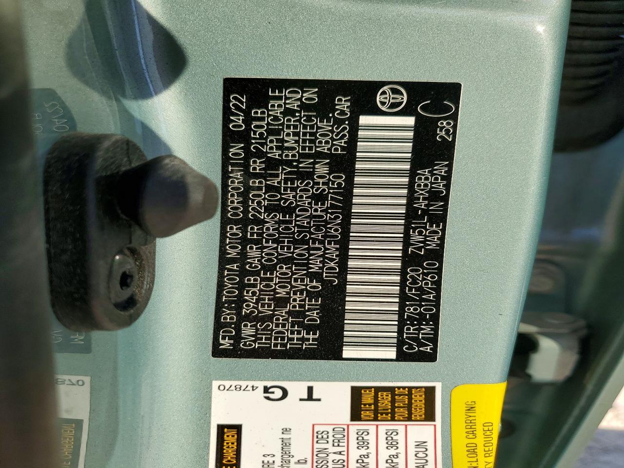 2022 Toyota Prius L Eco - zdjęcie 12