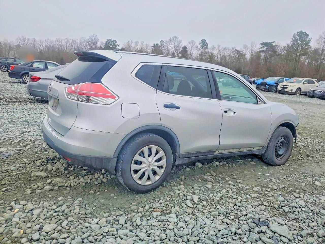 2016 Nissan Rogue S - zdjęcie 3
