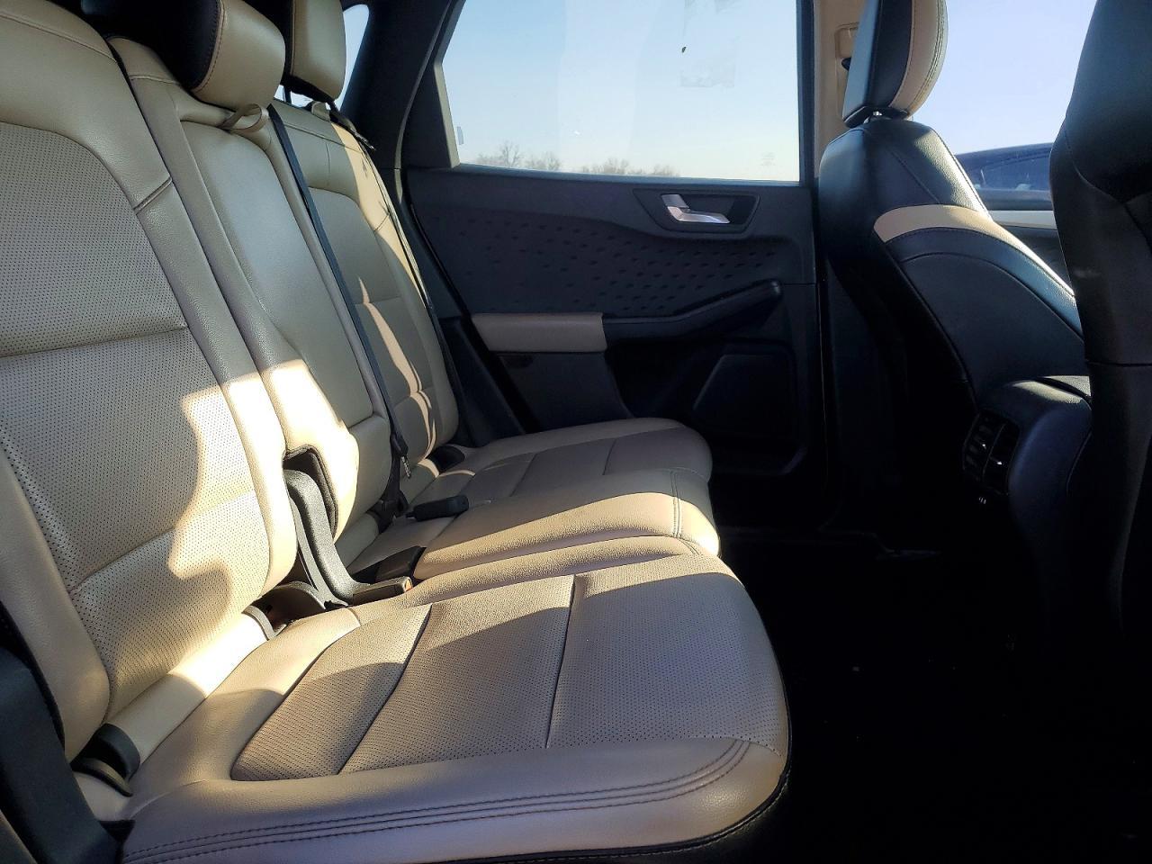 2020 Ford Escape Sel - zdjęcie 10