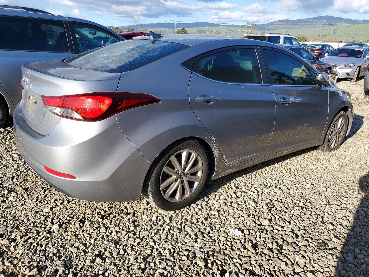 2015 Hyundai Elantra Se - zdjęcie 3