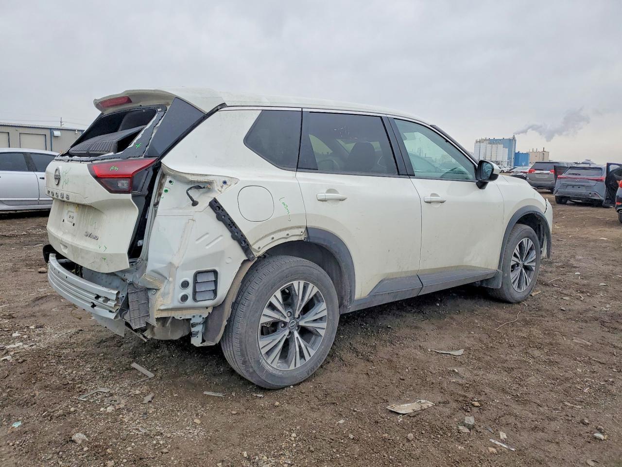 2023 Nissan Rogue Sv - zdjęcie 3