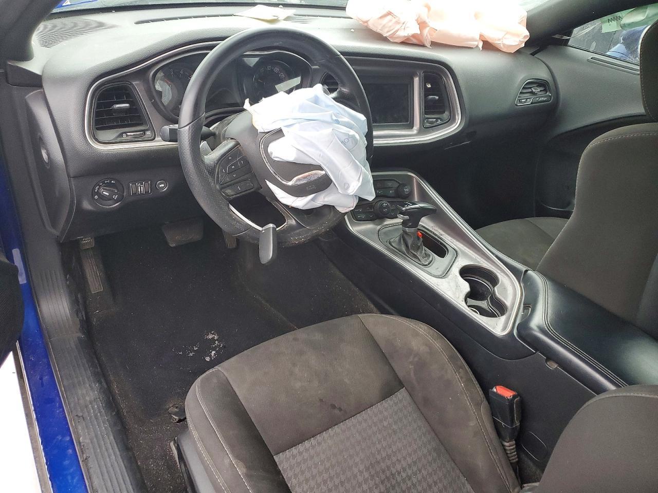 2021 Dodge Challenger Gt - zdjęcie 8