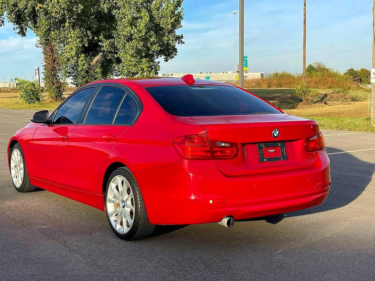 2014 BMW 320 I - zdjęcie 3