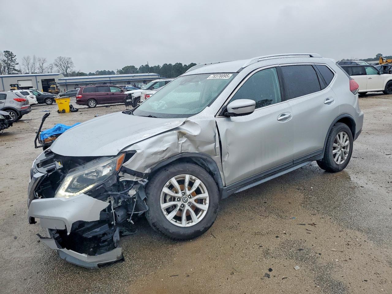 2019 Nissan Rogue Sv - zdjęcie główne