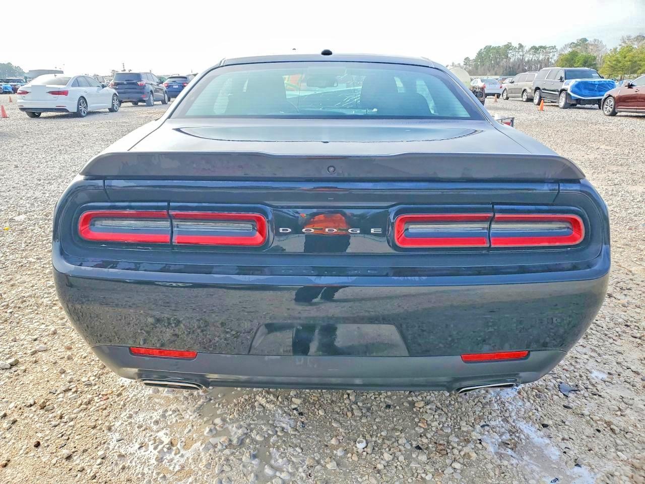 2023 Dodge Challenger Sxt - zdjęcie 6