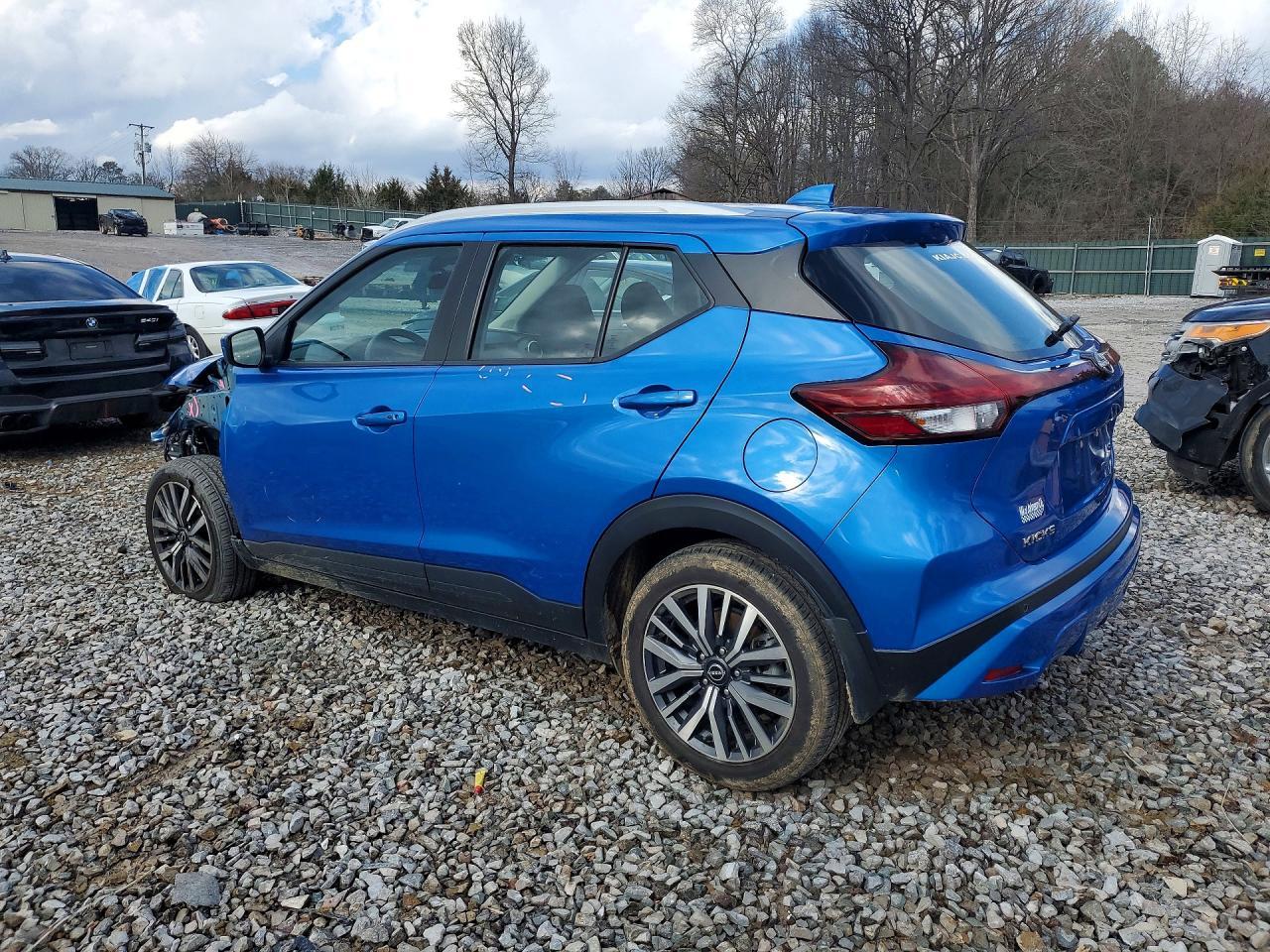 2023 Nissan Kicks Sv - zdjęcie 2