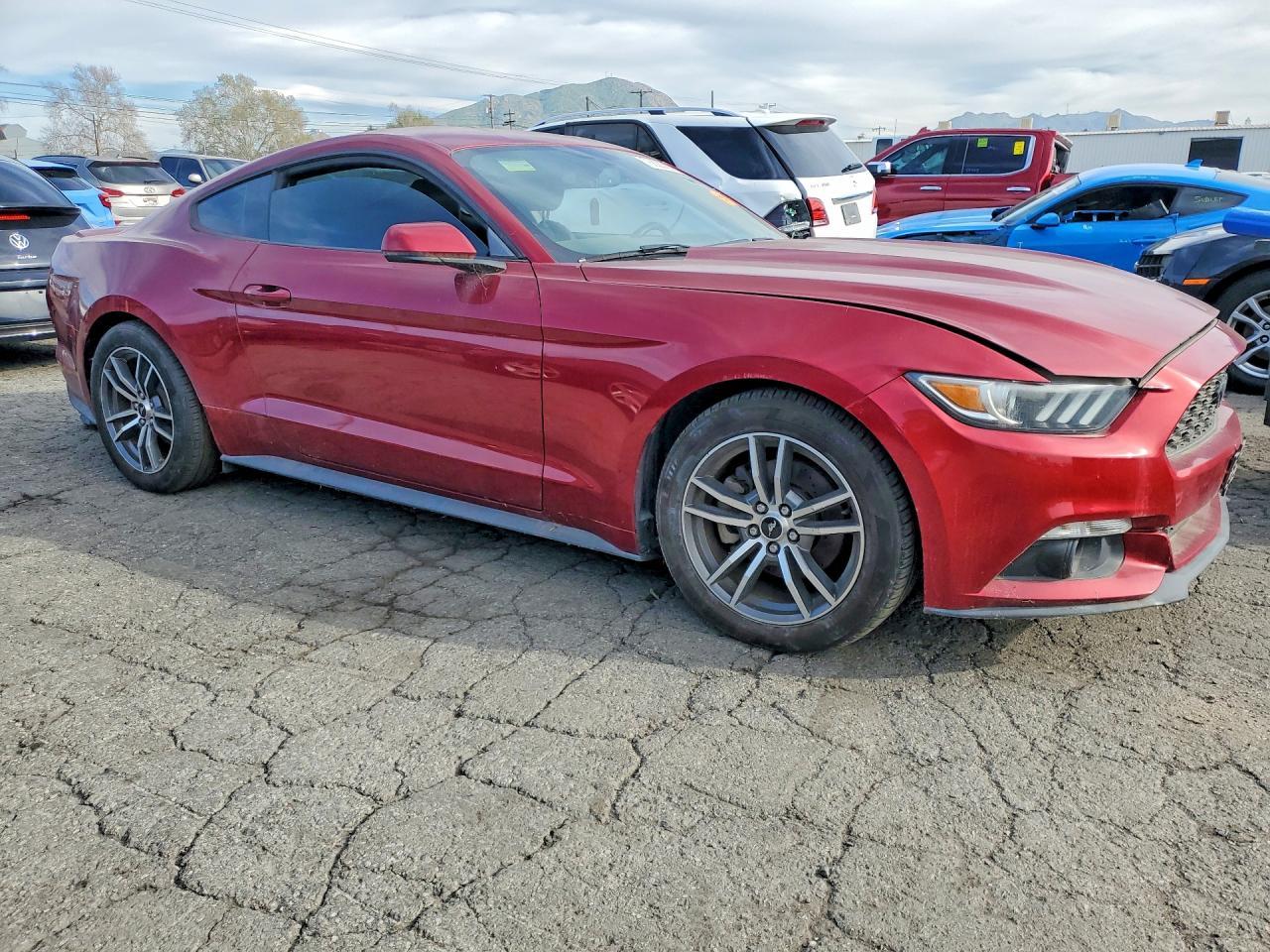 2016 Ford Mustang - zdjęcie 4