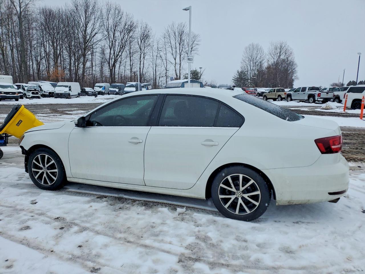 2017 Volkswagen Jetta Se - zdjęcie 2