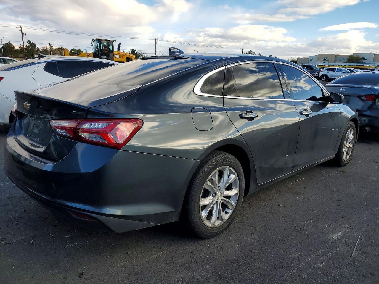 2020 Chevrolet Malibu Lt - zdjęcie 3