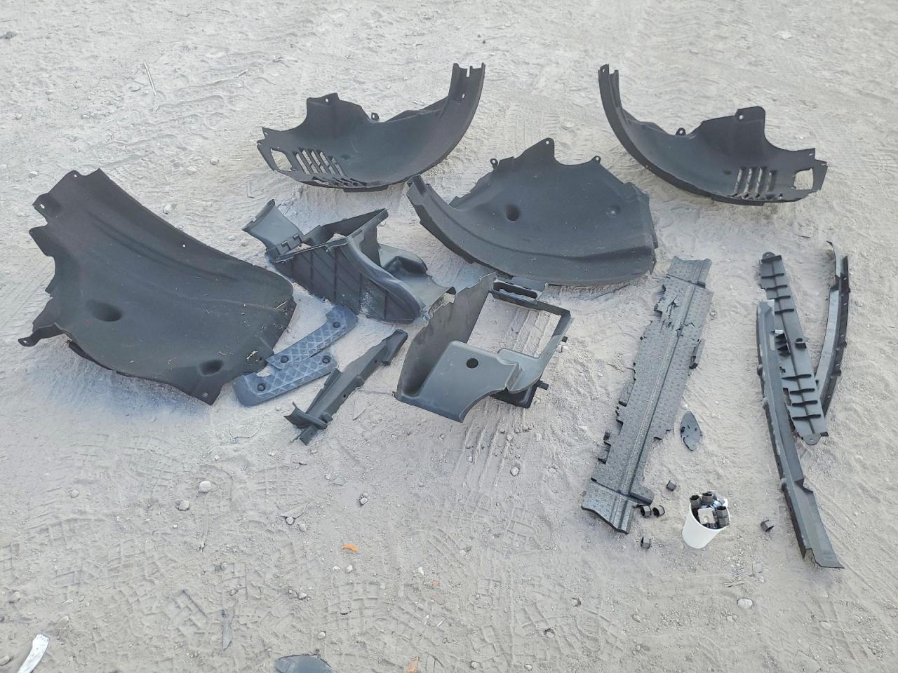 2021 Bentley Bentayga Speed - zdjęcie 13