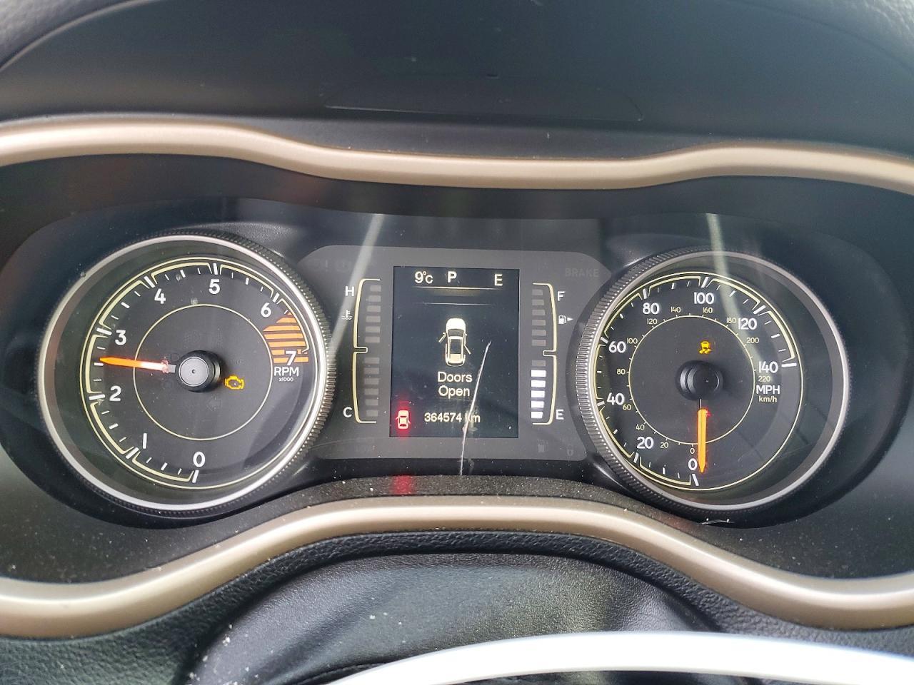2018 Jeep Cherokee Latitude - zdjęcie 9