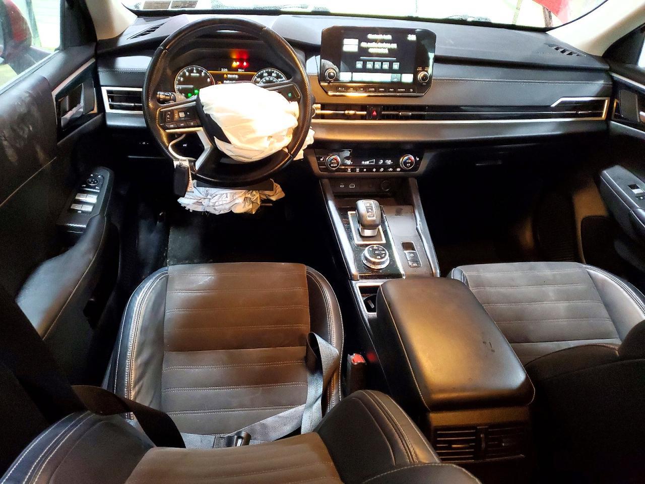 2022 Mitsubishi Outlander Se - zdjęcie 8