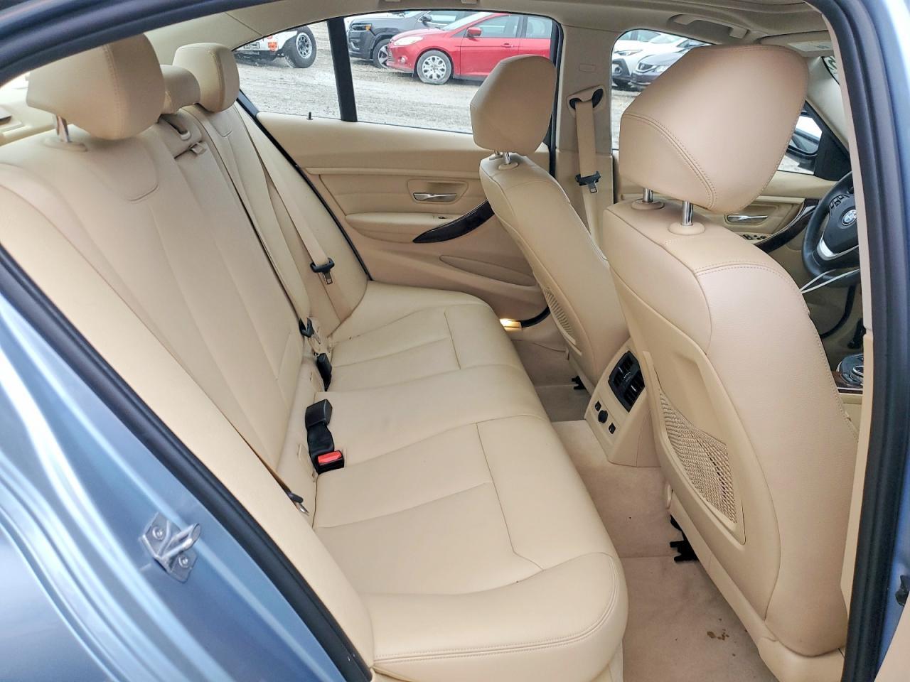 2014 BMW 328 Xi - zdjęcie 10