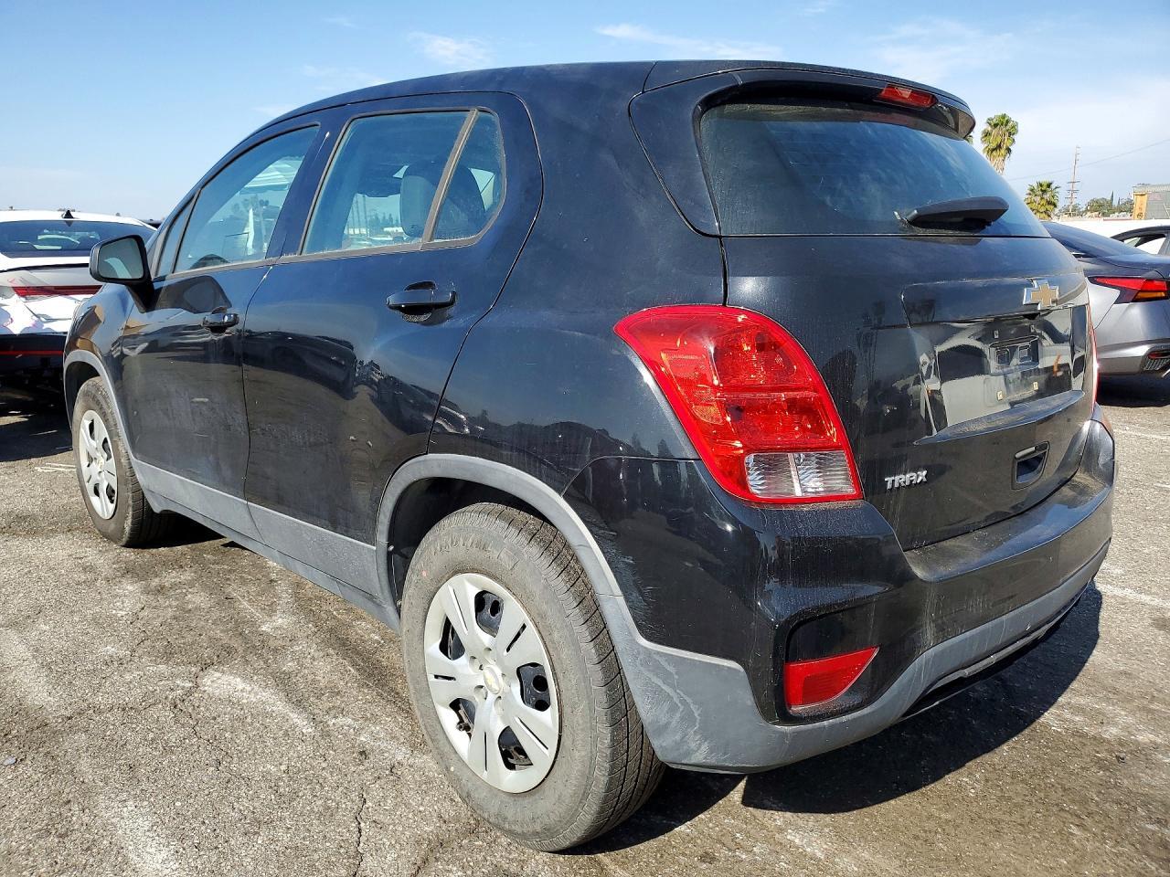 2017 Chevrolet Trax Ls - zdjęcie 2