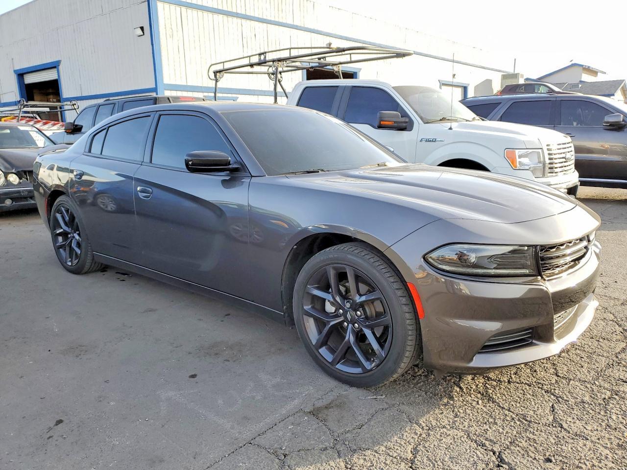 2023 Dodge Charger Sxt - zdjęcie 4