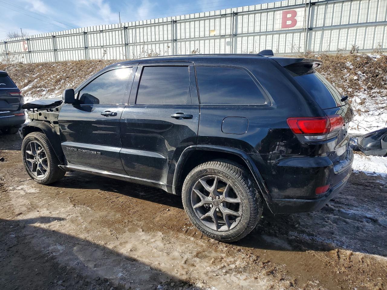 2021 Jeep Grand Cherokee Limited - zdjęcie 2
