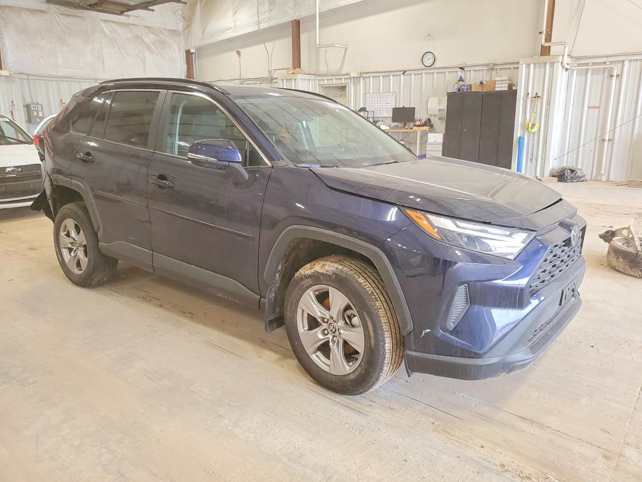 2025 Toyota Rav4 Xle - zdjęcie 4