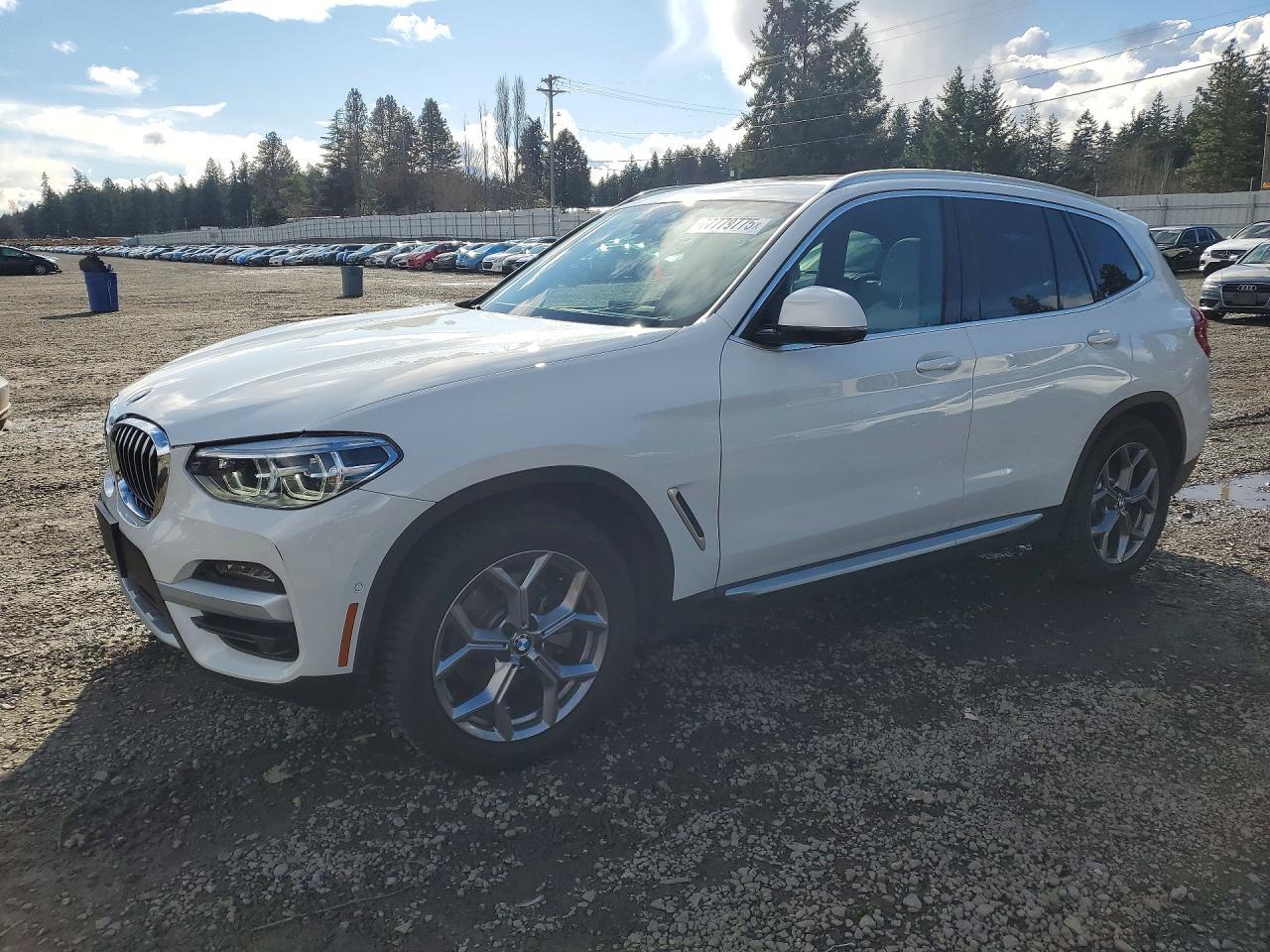 2021 BMW X3 xDrive30I - zdjęcie główne
