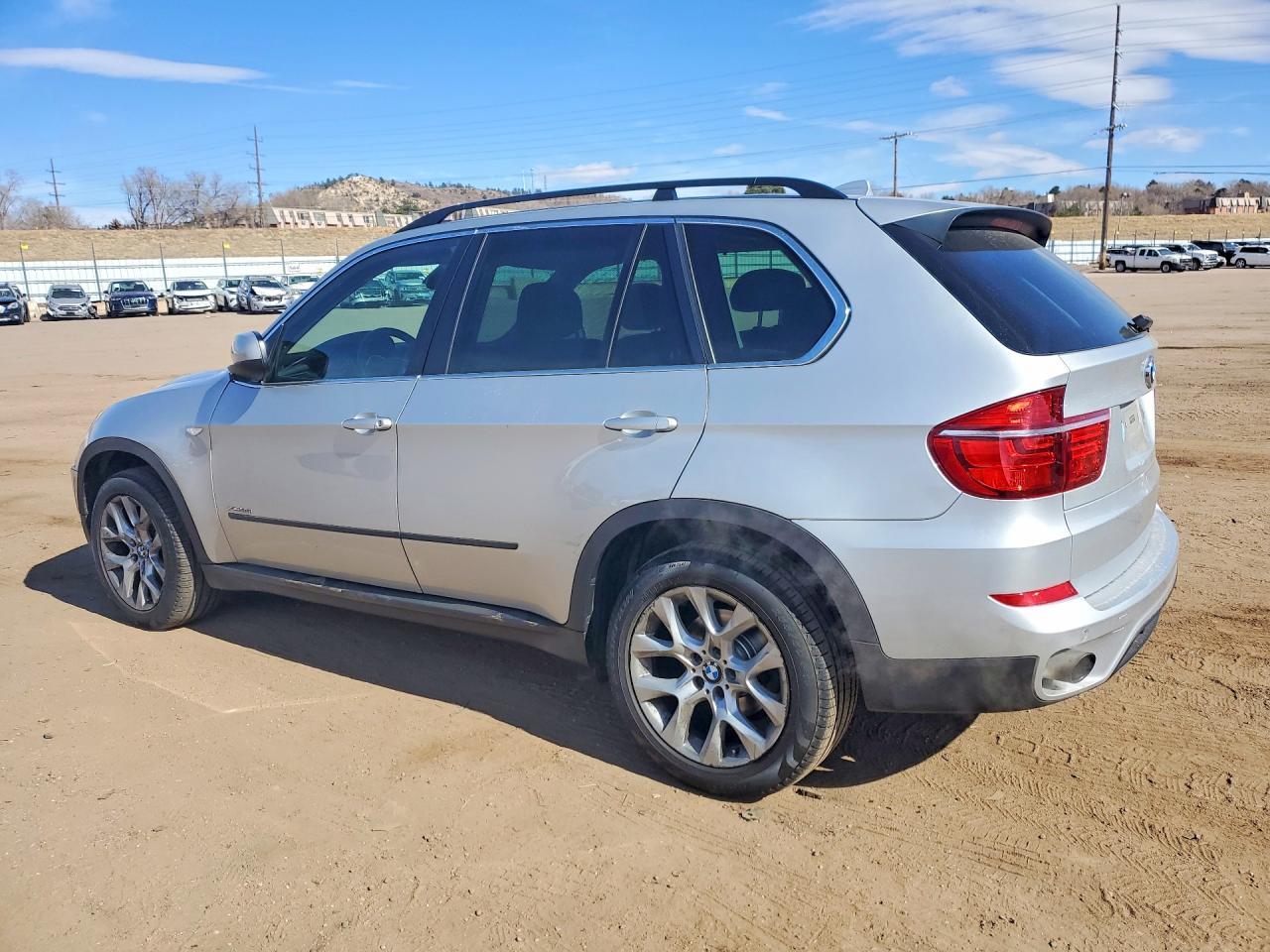 2013 BMW X5 xDrive35I - zdjęcie 2