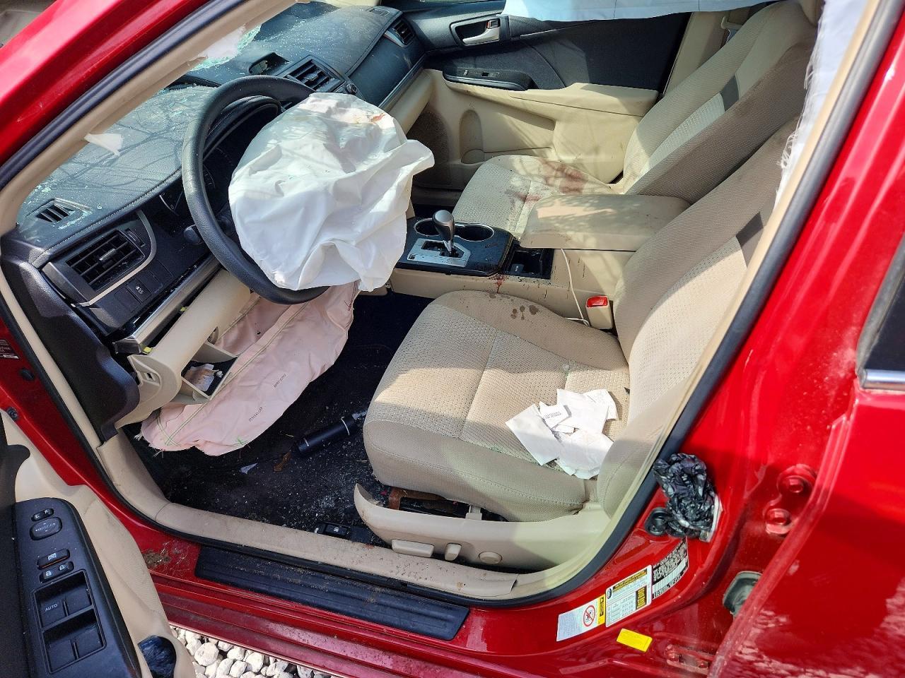 2014 Toyota Camry Le - zdjęcie 7