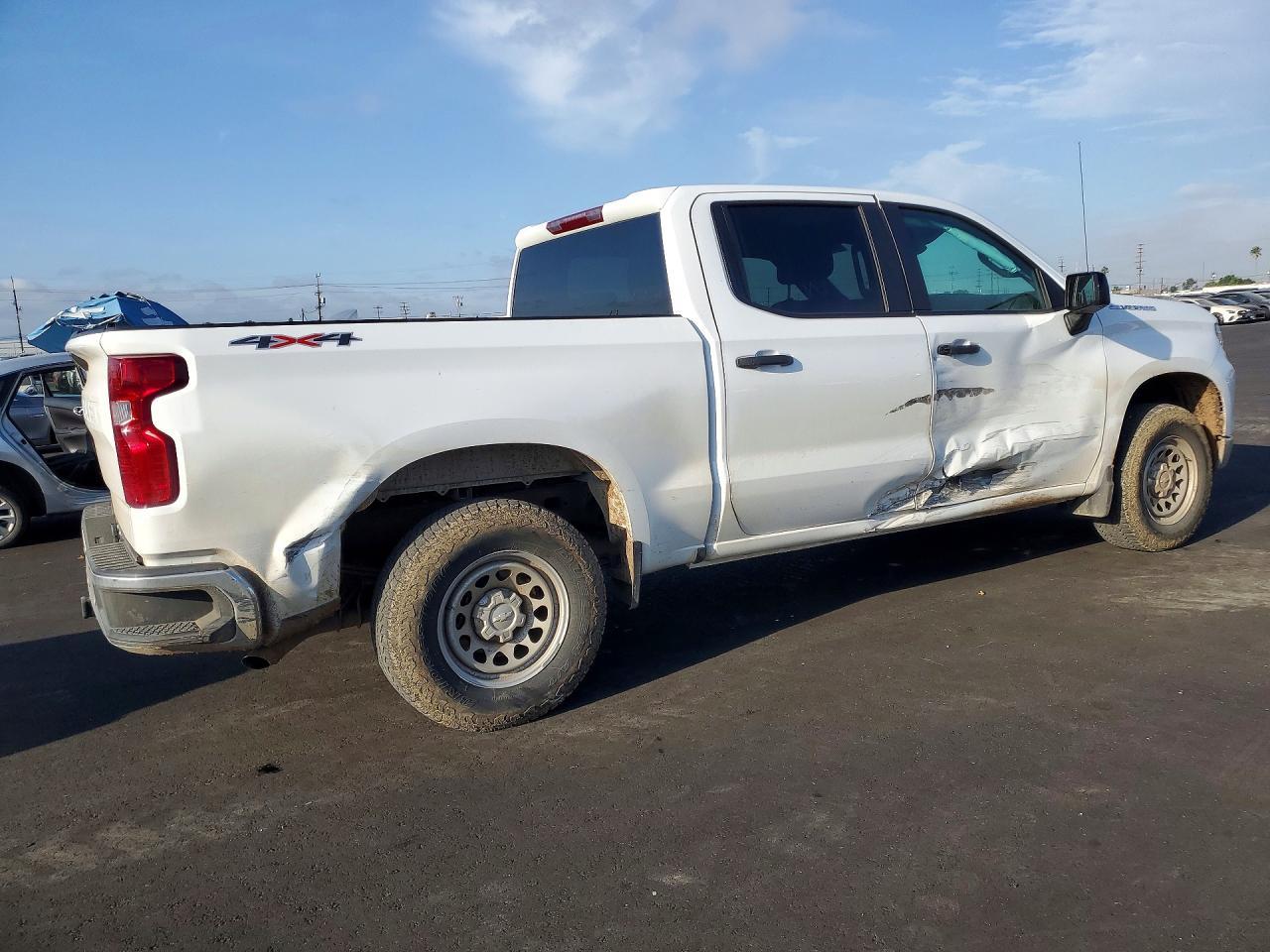 2025 Chevrolet Silverado K1500 - zdjęcie 3
