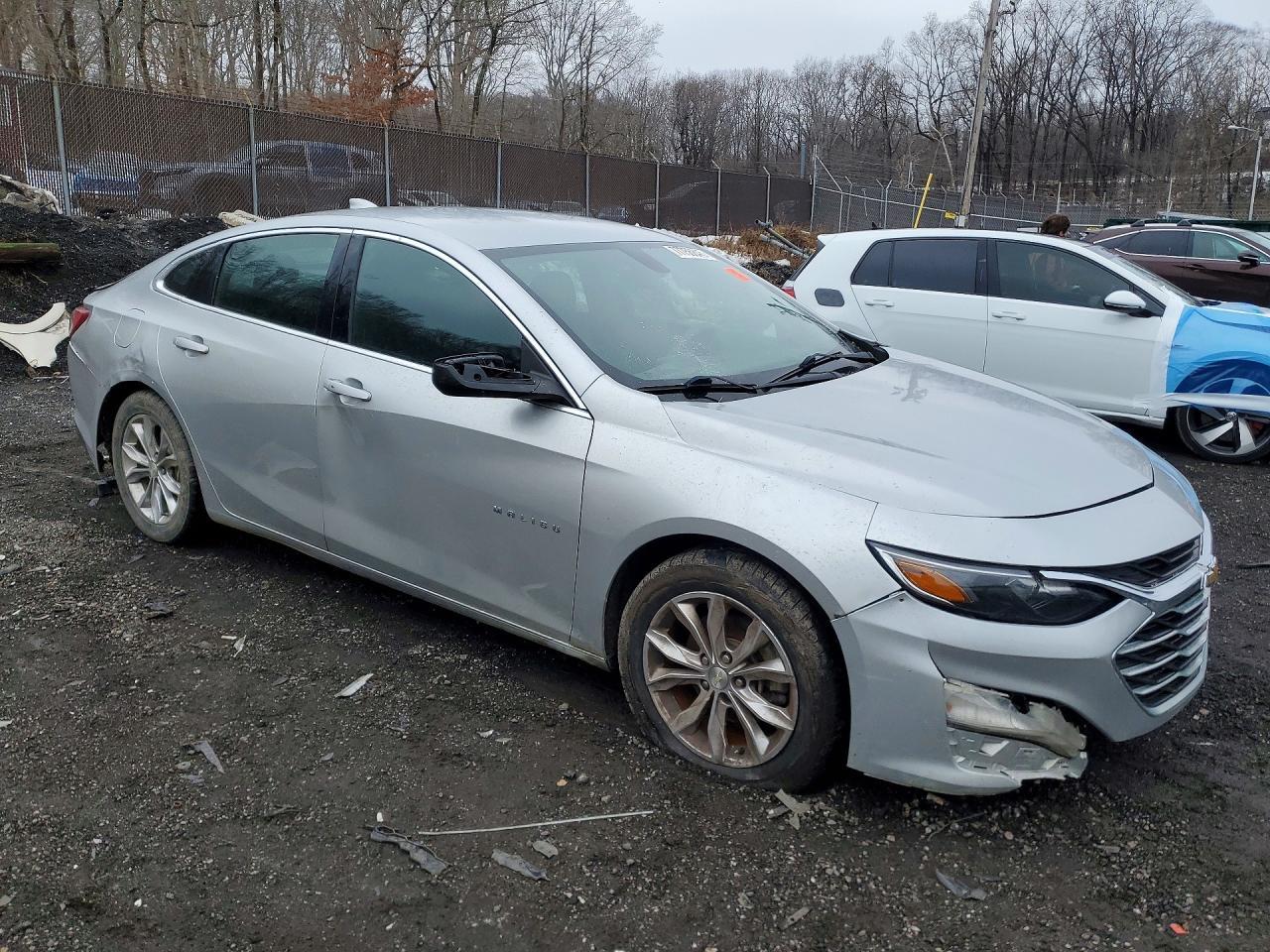 2019 Chevrolet Malibu Lt - zdjęcie 4