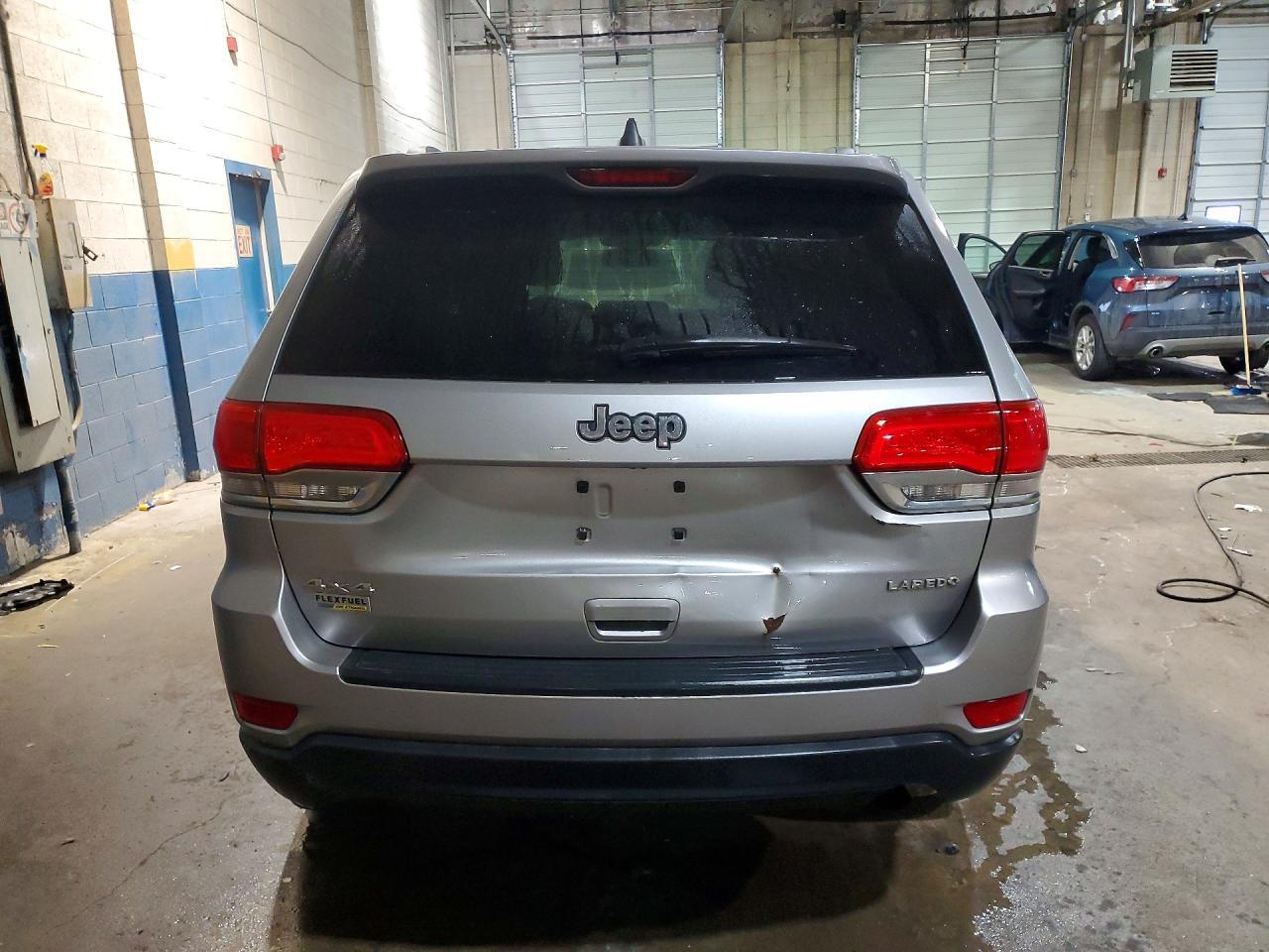 2015 Jeep Grand Cherokee Laredo - zdjęcie 6