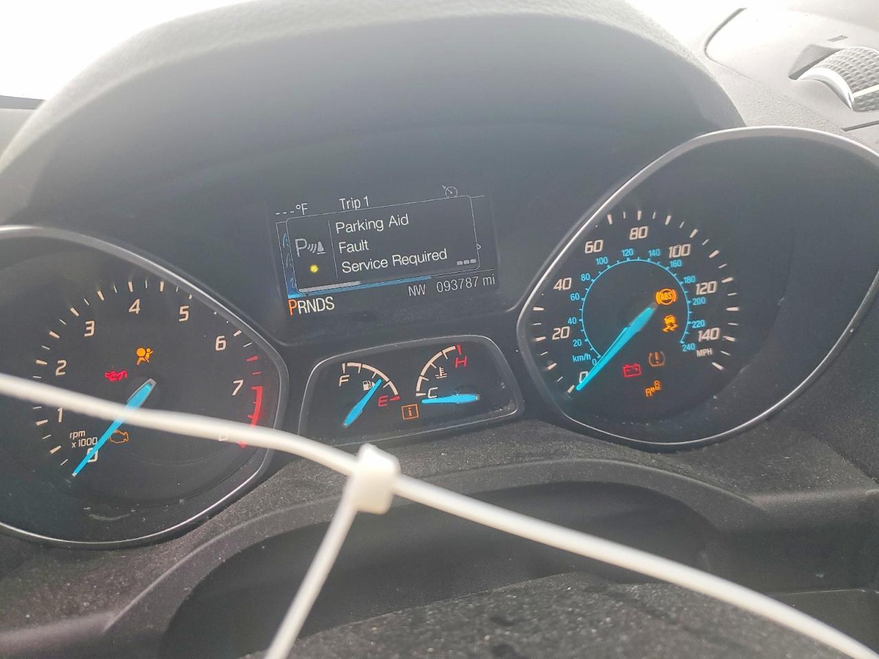 2015 Ford Escape Titanium - zdjęcie 9