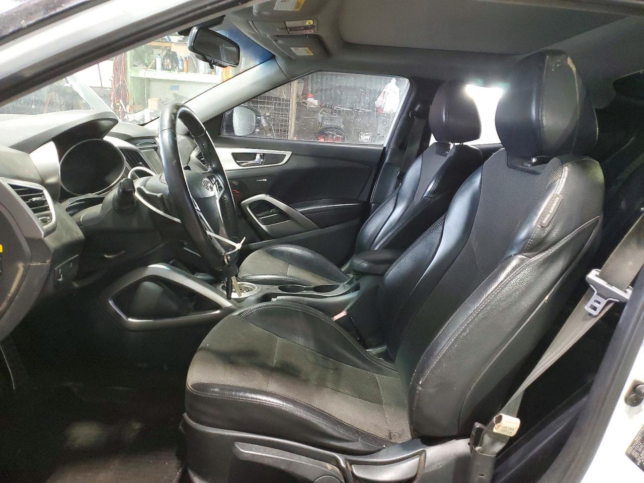 2013 Hyundai Veloster - zdjęcie 7