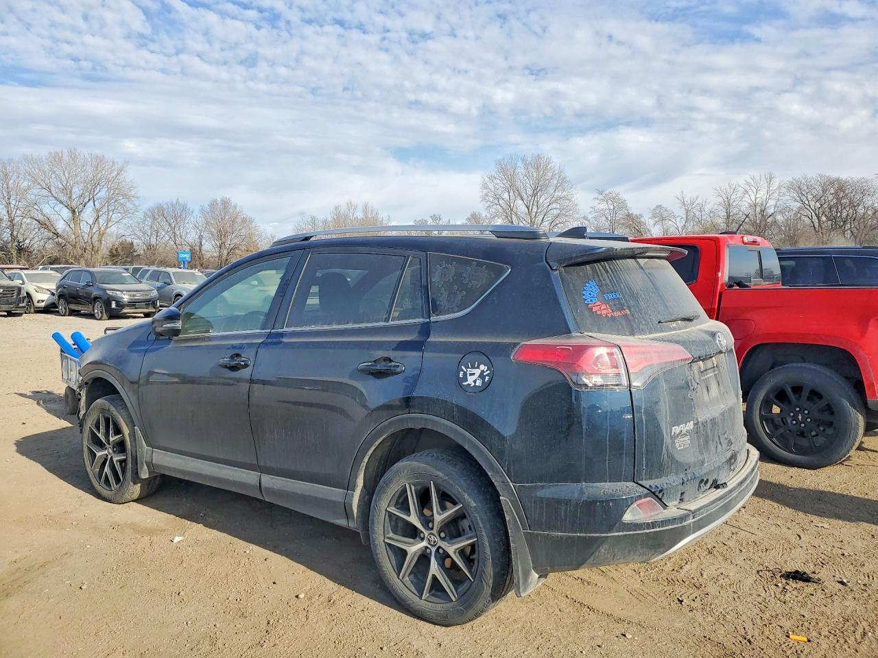 2018 Toyota Rav4 Se - zdjęcie 2