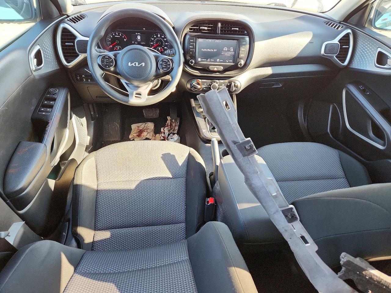 2022 Kia Soul Lx - zdjęcie 8