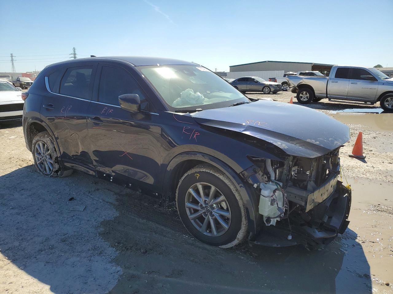 2025 Mazda Cx-5 Preferred - zdjęcie 4