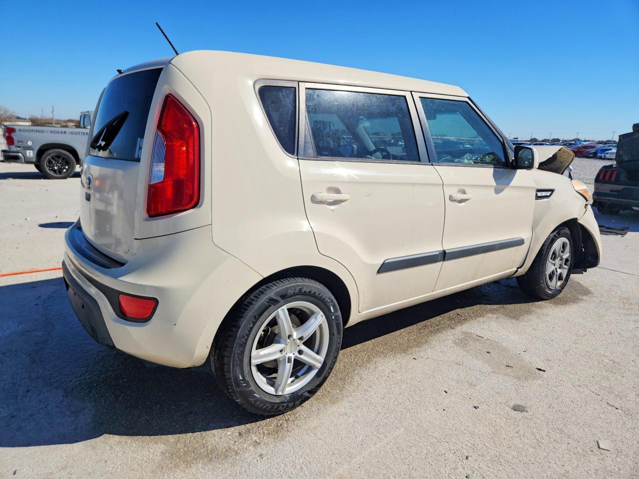 2013 Kia Soul Base - zdjęcie 3