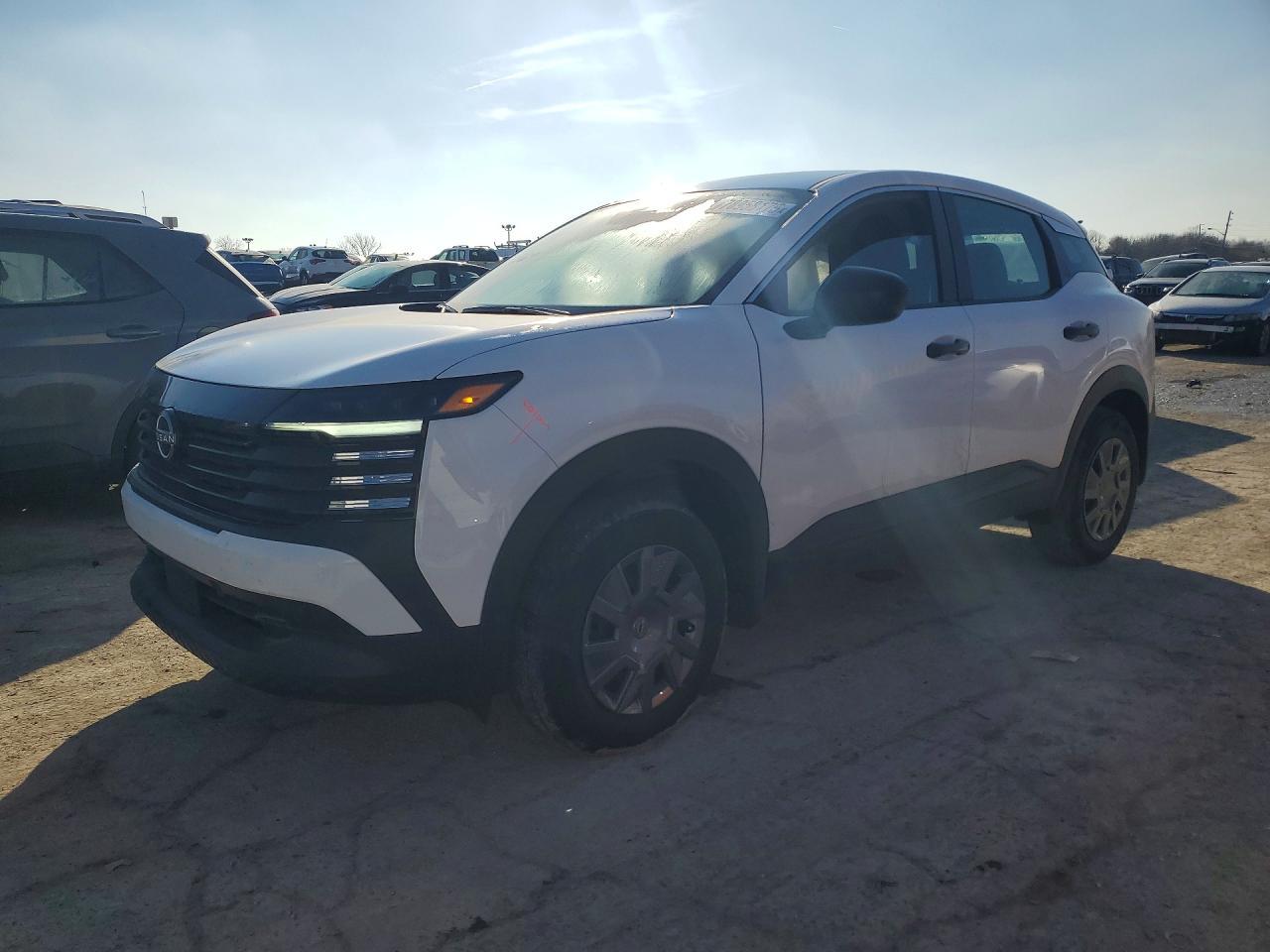 2025 Nissan Kicks S - zdjęcie główne