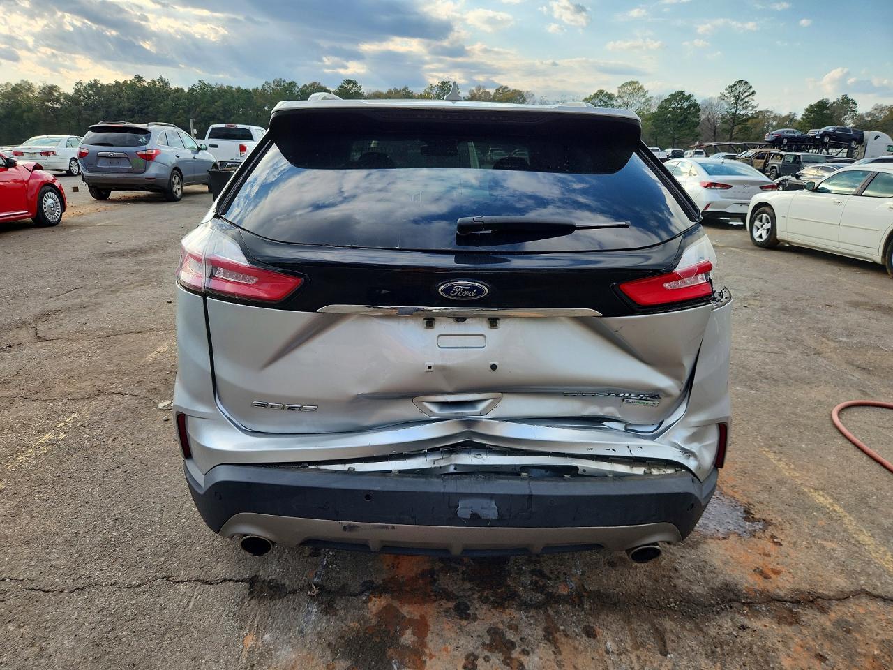 2019 Ford Edge Titanium - zdjęcie 6