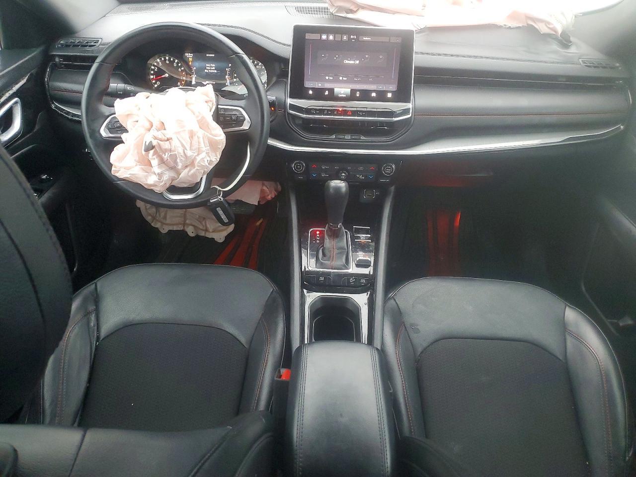 2023 Jeep Compass Trailhawk - zdjęcie 8