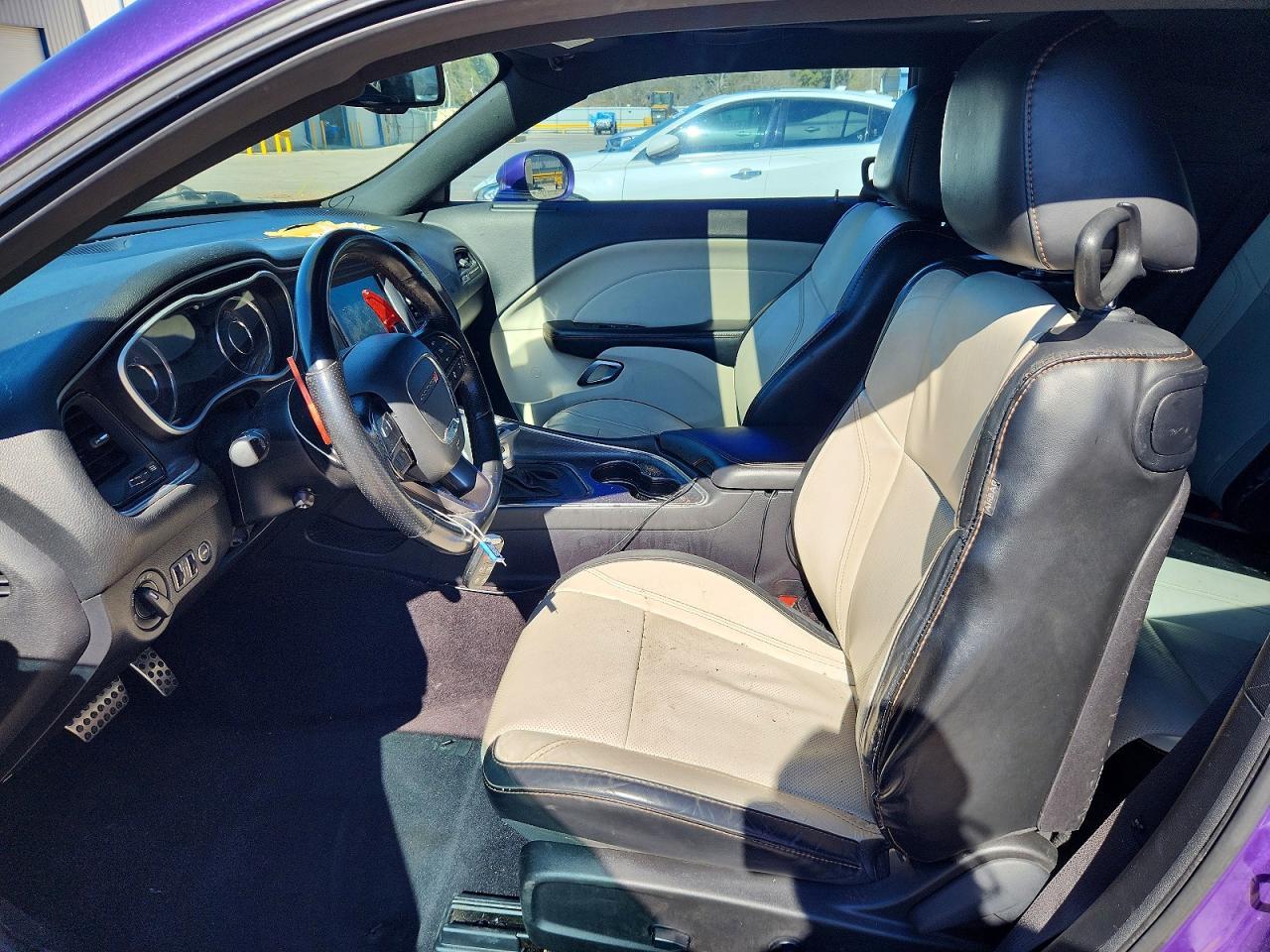 2016 Dodge Challenger Sxt - zdjęcie 7