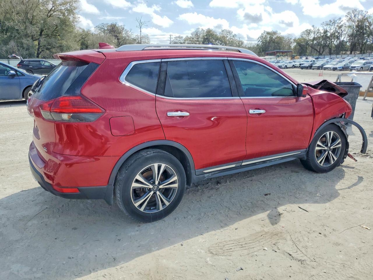 2017 Nissan Rogue Sl - zdjęcie 3