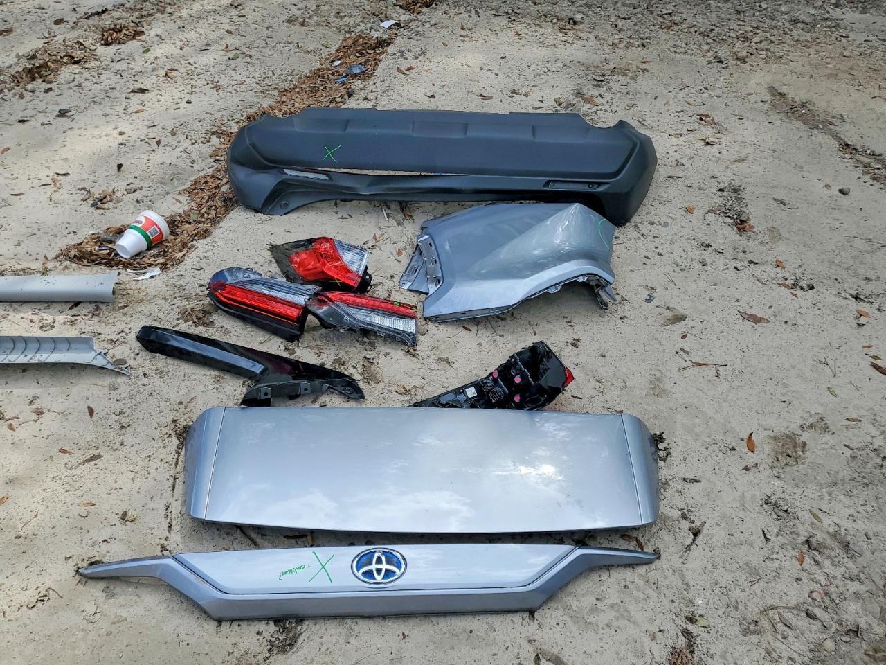 2023 Toyota Rav4 Hybrid Xle Premium - zdjęcie 13