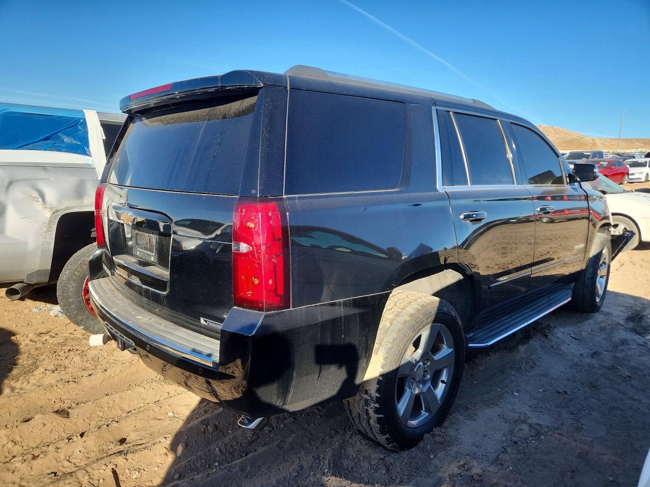 2017 Chevrolet Tahoe C1500 Premier - zdjęcie 3