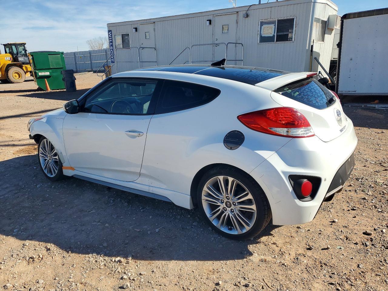 2016 Hyundai Veloster Turbo - zdjęcie 2