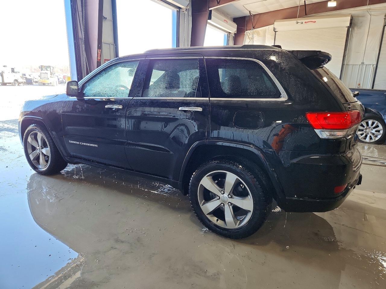 2014 Jeep Grand Cherokee Overland - zdjęcie 2