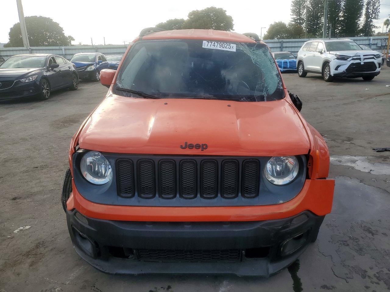2017 Jeep Renegade Latitude - zdjęcie 5