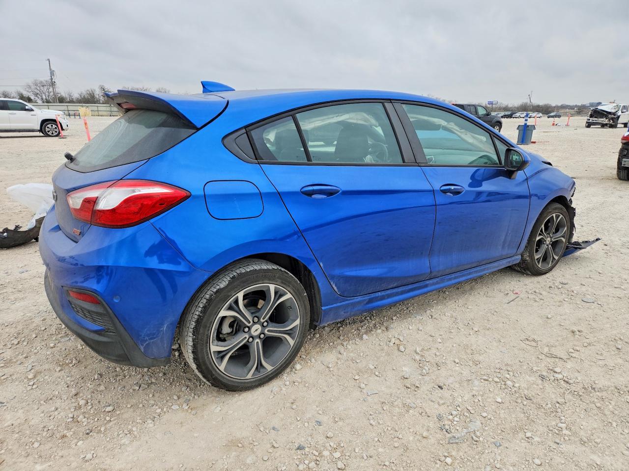 2019 Chevrolet Cruze Lt - zdjęcie 3
