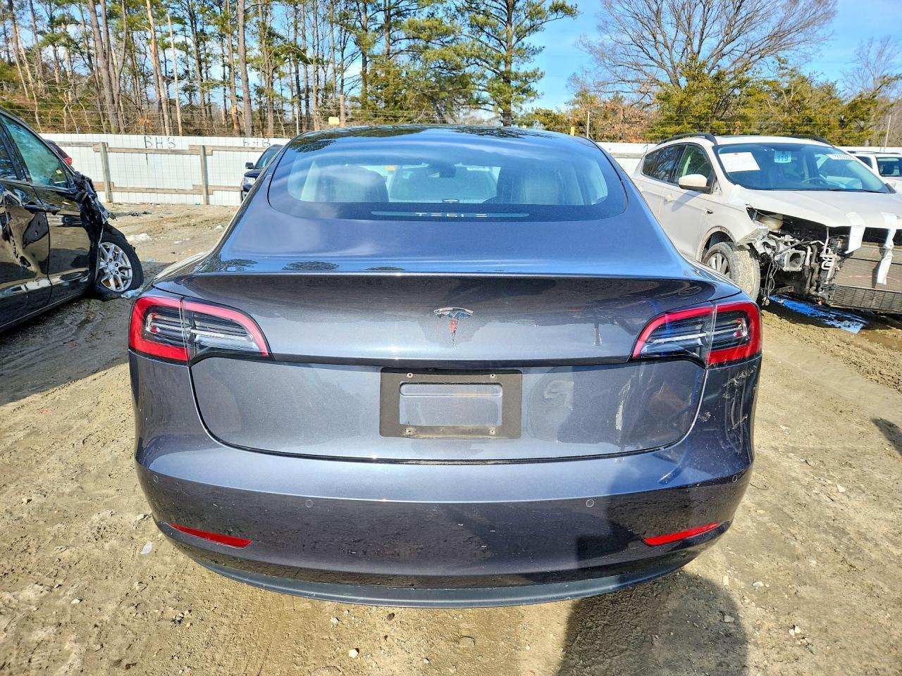 2018 Tesla Model 3 - zdjęcie 6