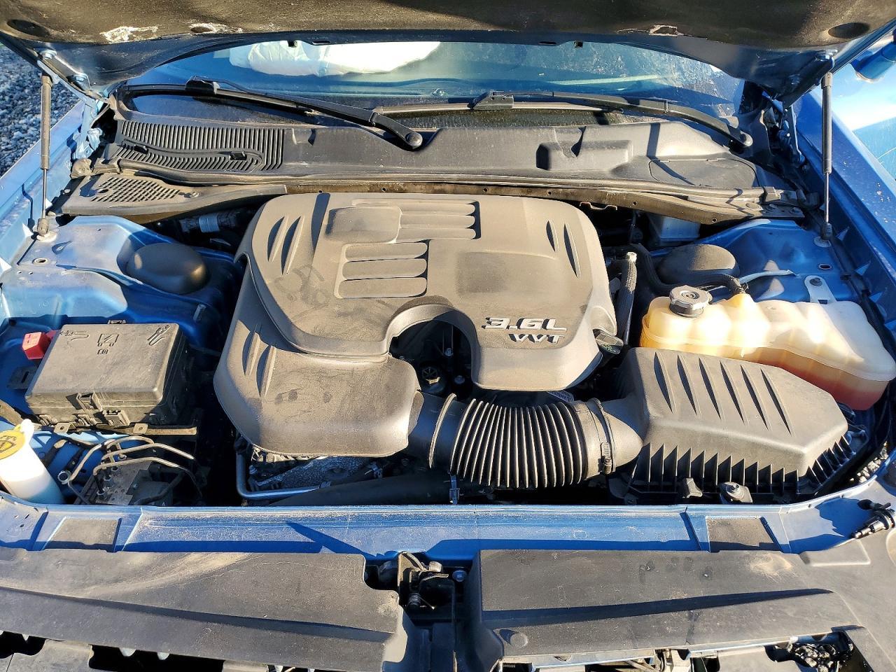 2022 Dodge Challenger Sxt - zdjęcie 11