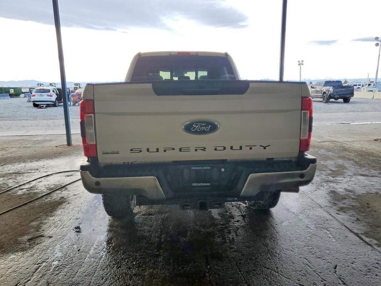 2019 Ford F250 Lariat 4Wd 6.7L V8 Tdsl Crew Cab - zdjęcie 6