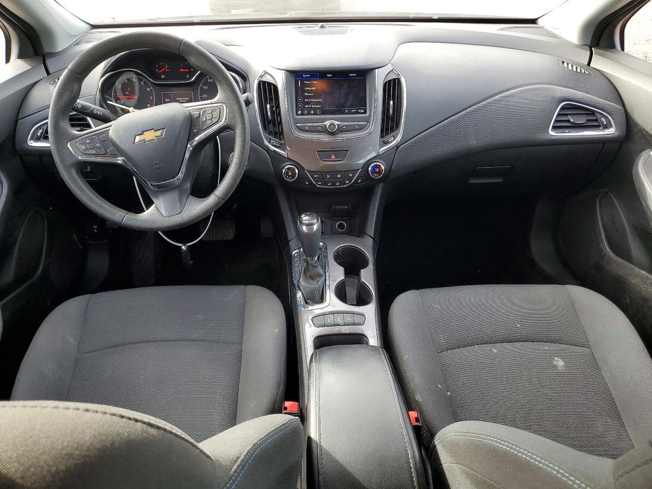 2019 Chevrolet Cruze Lt - zdjęcie 8